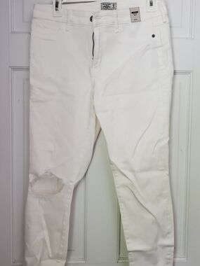 NWT Abercrombie Harper Low-Rise Ankle Jeans